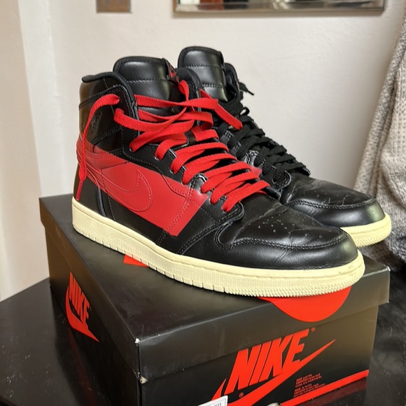 Air Jordan 1 High OG Defiant Couture size 12 - Picture 3 of 7